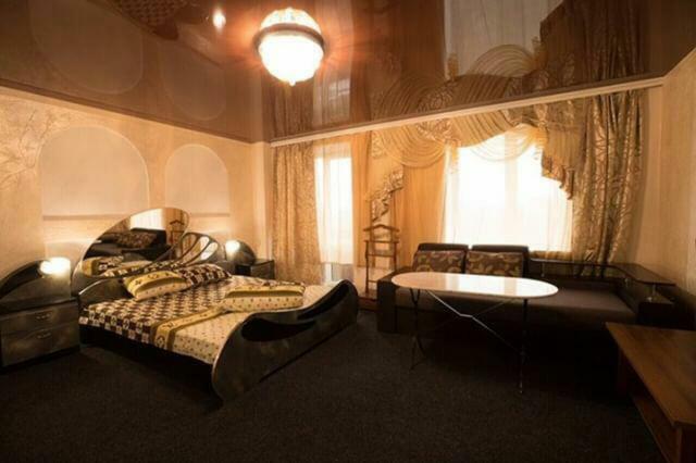Imperial Hotel Krivoy Rog Ngoại thất bức ảnh